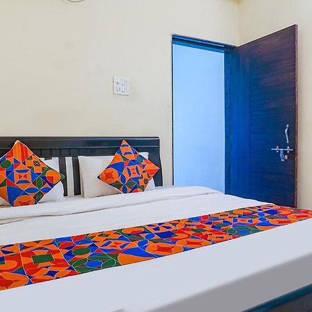 Fabexpress Vaishnav Inn Talegaon Dabhade Экстерьер фото